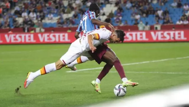 Fırtına turu zora soktu! Avrupa Konferans Ligi Play-Off Turu ilk maçında Trabzonspor, sahasında Roma'ya 2-1 mağlup oldu Fırtına turu zora soktu! Avrupa Konferans Ligi Play-Off Turu ilk maçında Trabzonspor, sahasında Roma'ya 2-1 mağlup oldu