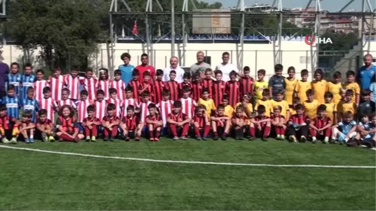 Minik kramponlar liginde ilk düdük çaldı
