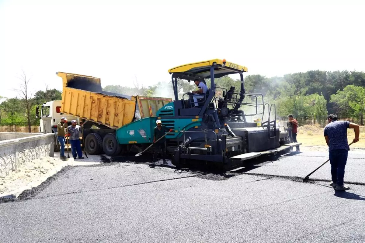 Şehrin Dört Bir Yanında Çalışmalarımız Devam Ediyor