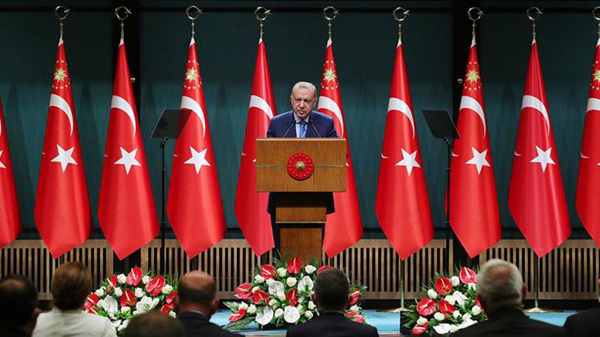 Son Dakika: Cumhurbaşkanı Erdoğan: Aşı olmayan öğretmenlerden haftada iki kez test yaptırmasını isteyeceğiz