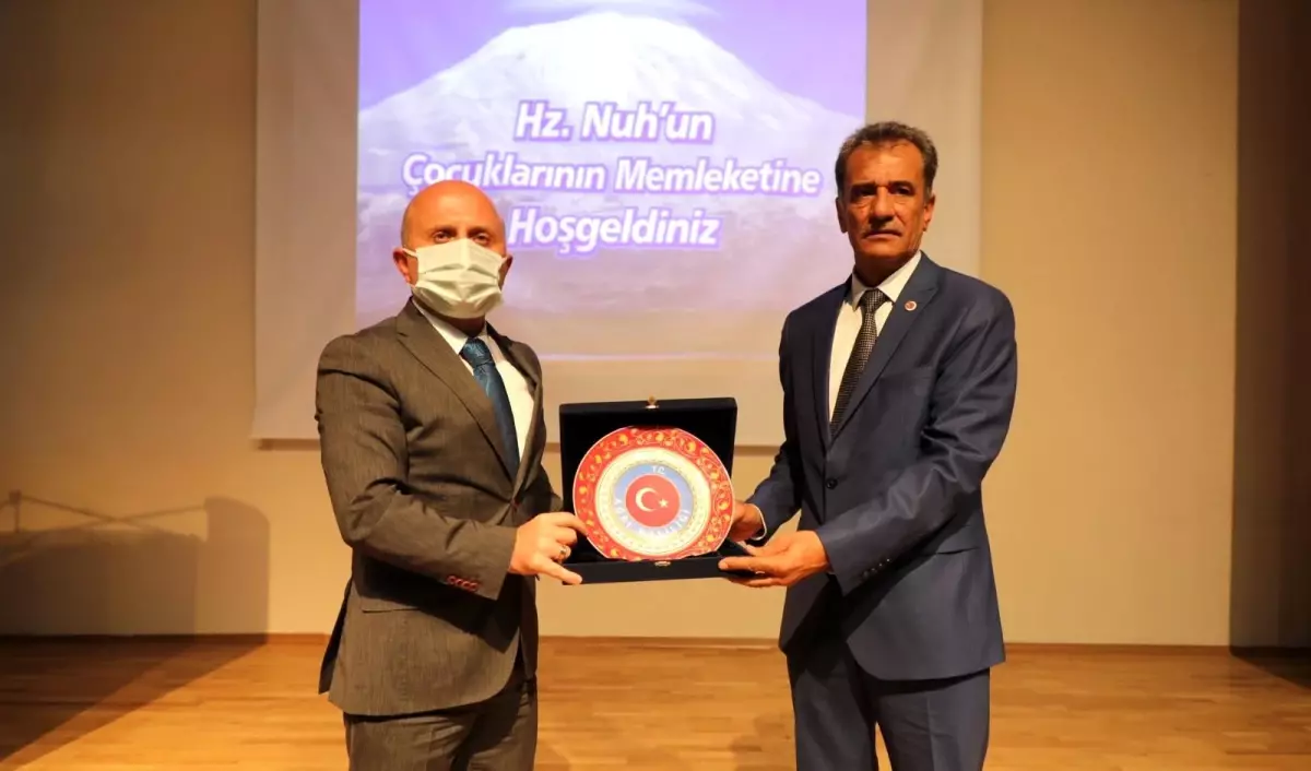 Ağrı'da Türkiye Muhtarları El Ele Projesi Toplantısı Düzenlendi