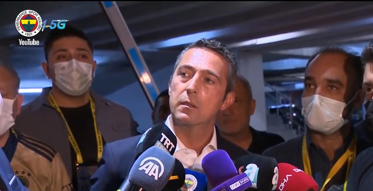 Ali Koç, konuşması esnasında 'Sörloth' diye bağıran taraftara kızdı: Susar mısın? - Vimarsana News