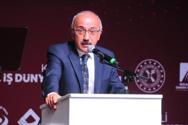bakan elvan 2021 yili icin yuzde 8 in uzerind 2 14343739 o