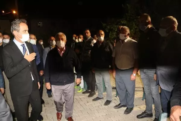 Bakan Özer amcasının taziyesi için Tokat'a geldi
