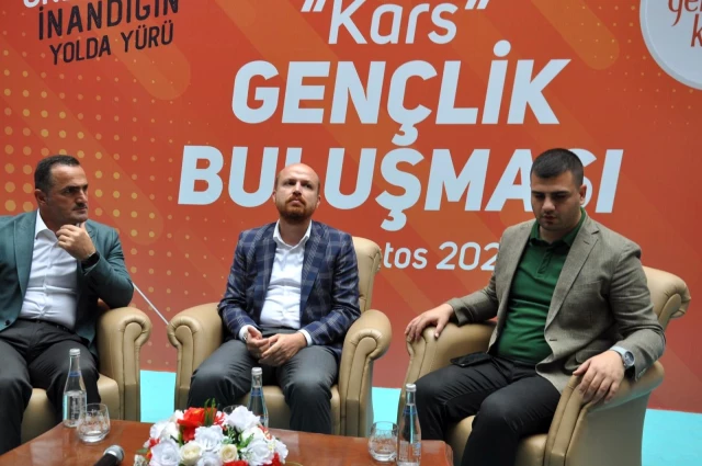 Bilal Erdoğan Kars'ta gençlerle buluştu