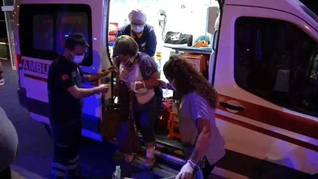 Karabük'te minibüs kamyona çarptı: Gürcistan uyruklu 7 kişi yaralandı