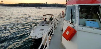 Ambarlı açıklarında sürüklenen tekne kurtarıldı