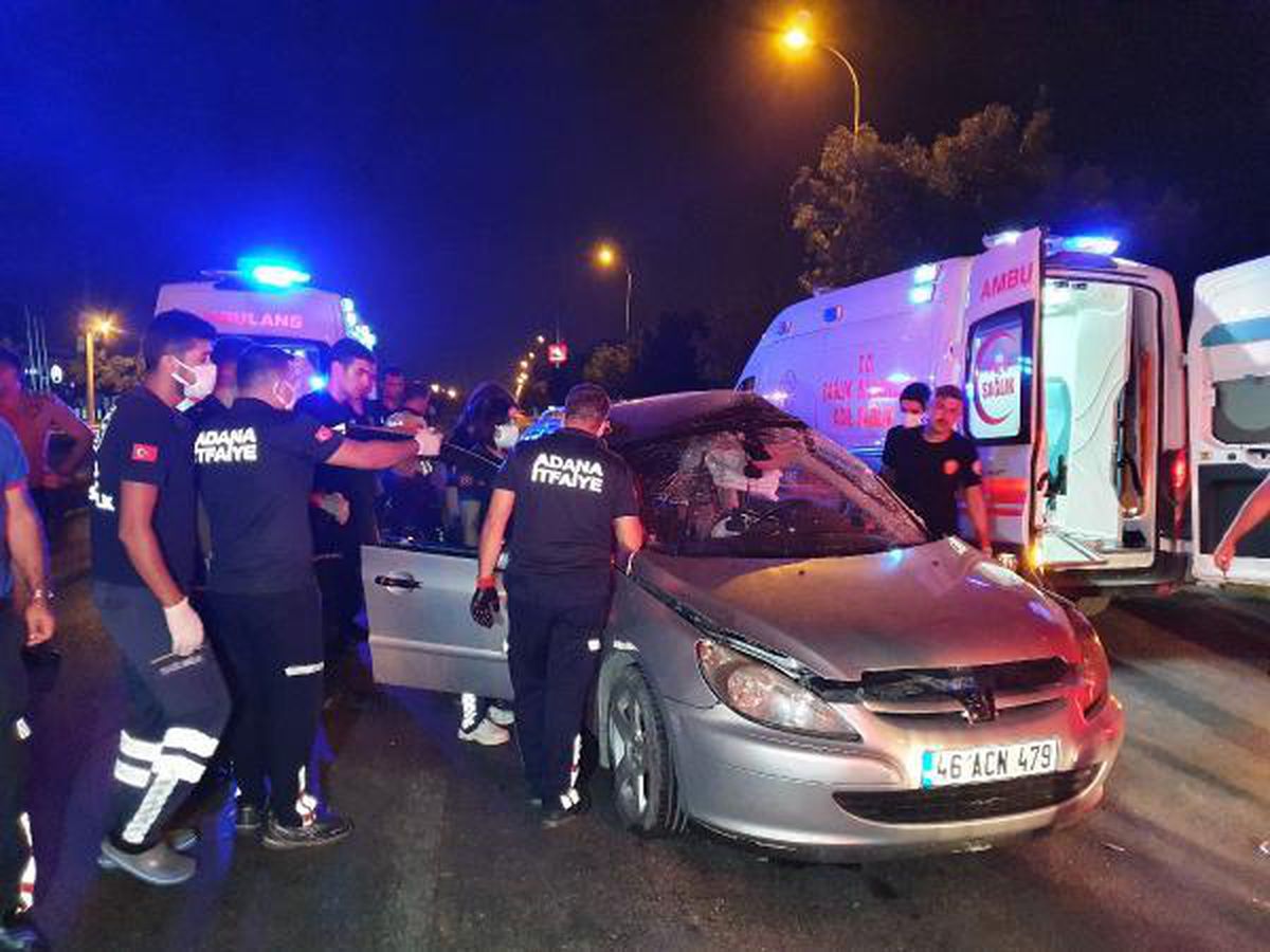 Son dakika haber! Minibüs ile otomobil çarpıştı 1 ölü, 3 yaralı