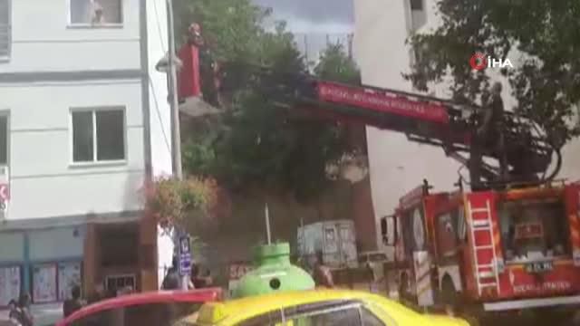 pencereden sarkan minik afacan ekipleri sefer 4 14343775 o