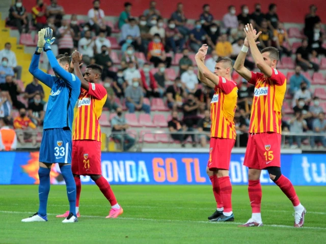 Harika Lig: Kayserispor: 1 - Adana Demirspor: 0 (Maç devam ediyor)