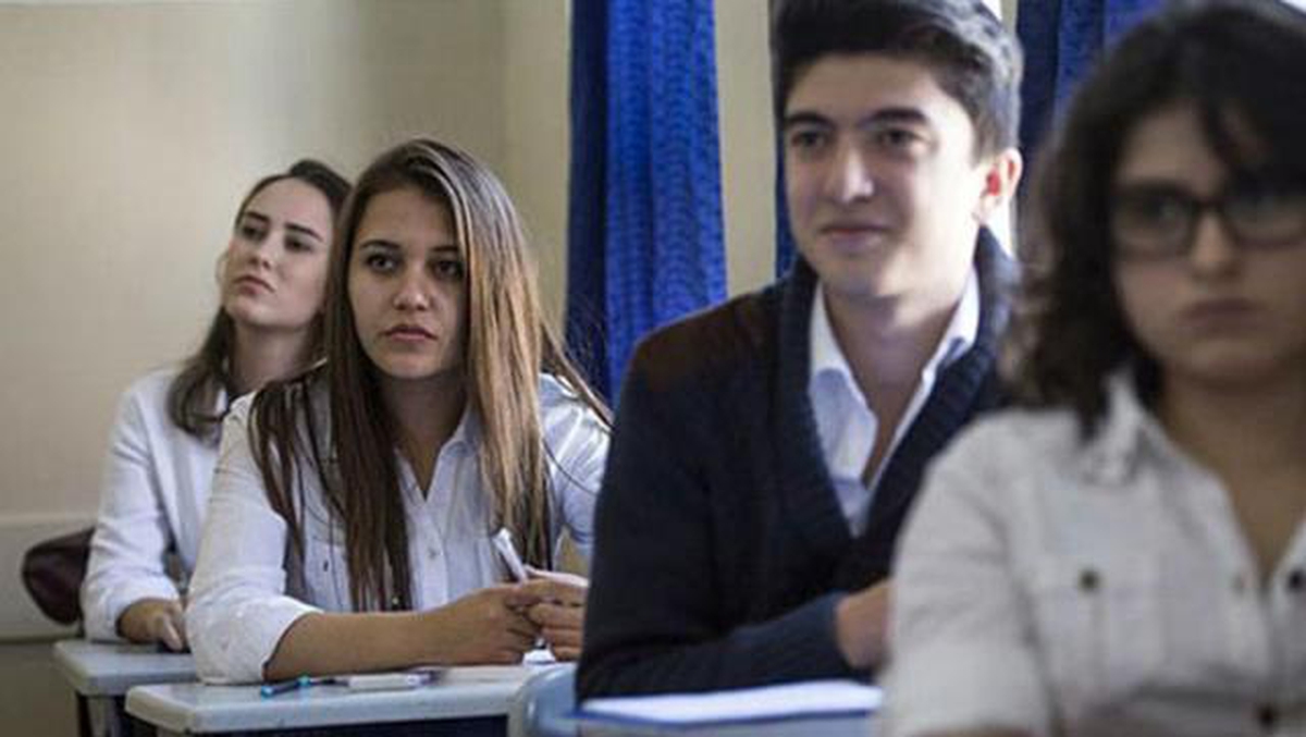 Üniversitelerde maske takılacak mı? 2021 Üniversitelerde sınıfta, amfide maske takmak zorunlu mu? - Vimarsana News