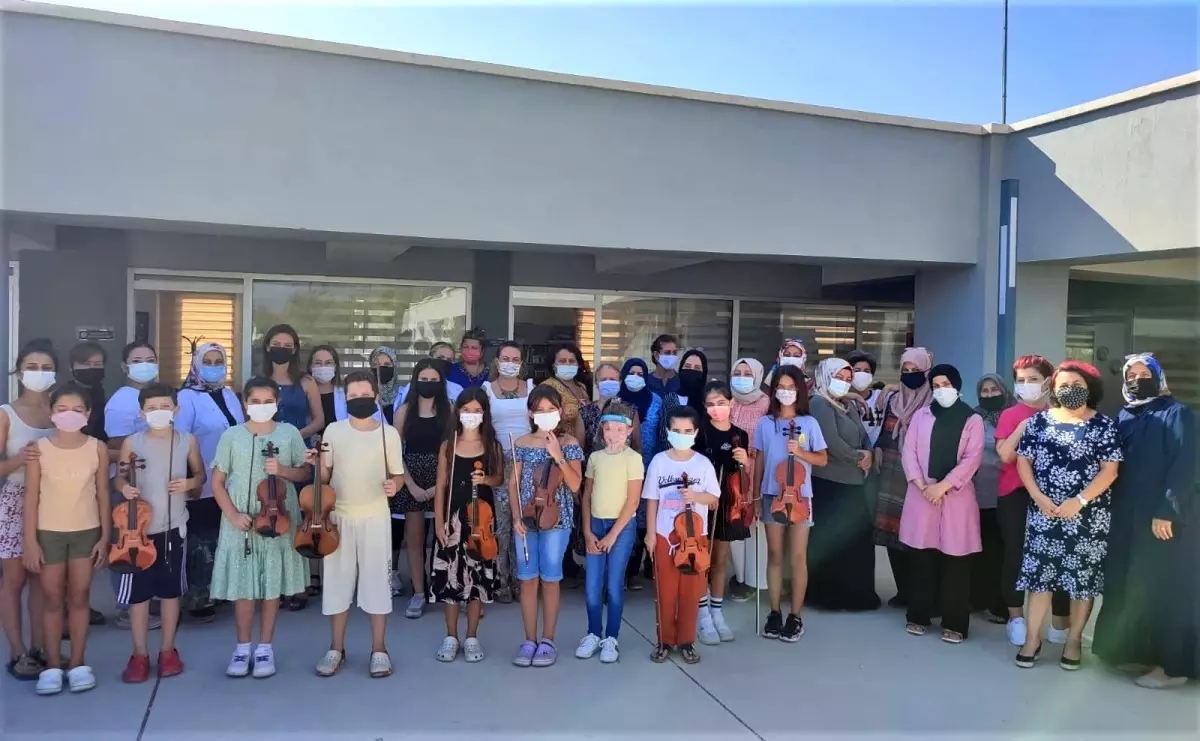 Buca'da mesleki eğitim, hobi ve sanat kurslarına büyük ilgi