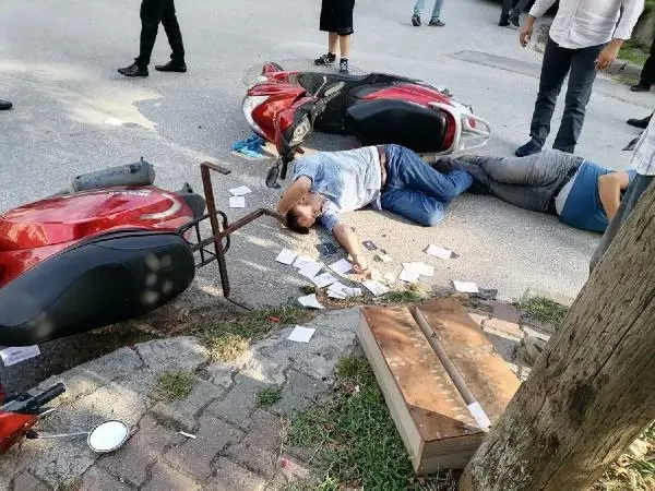 İKİ MOTOSİKLET ÇARPITŞI 2 YARALI İKİ MOTOSİKLET ÇARPITŞI 2 YARALI
