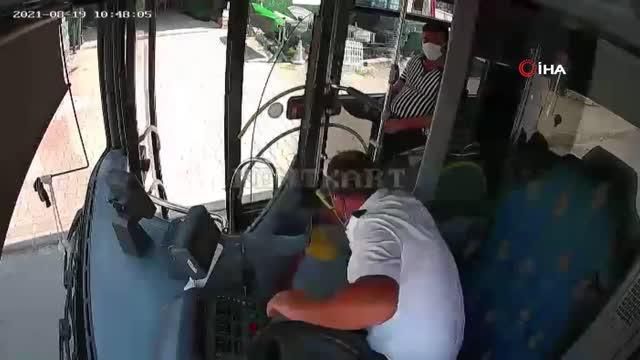 otobus soforu yola giren yavru kopegi ezilmek 14345437 o