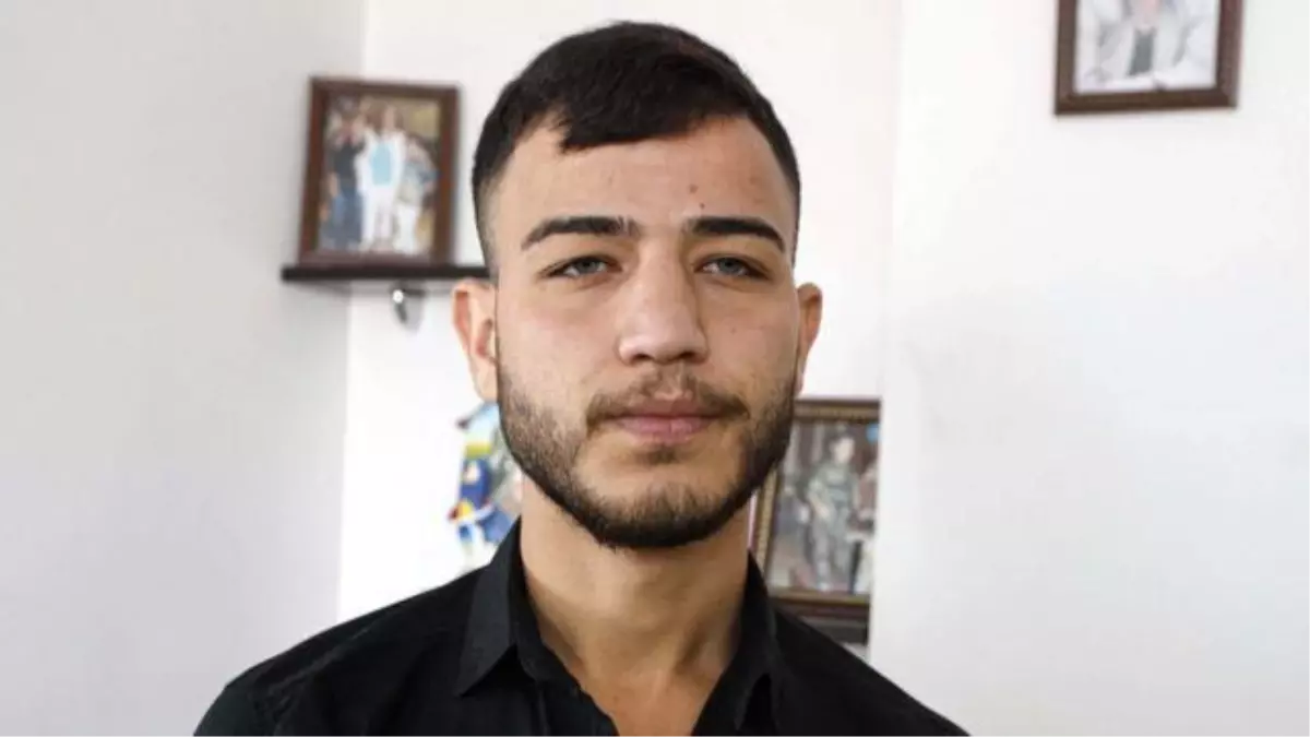 Ümitcan Uygun, kendisine hakaret eden ünlü isimler hakkında avukatı aracılığıyla suç duyurusunda bulundu