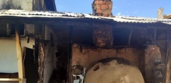 Son dakika haberleri | Aslanapa'da ahşap ev yangını korkuttu