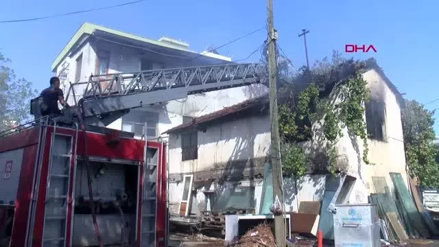 KULLANILMAYAN GECEKONDUDA ÇIKAN YANGIN SÖNDÜRÜLDÜ