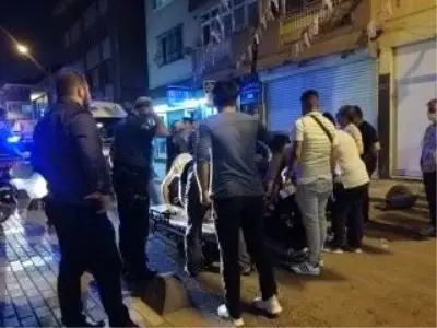 Motosikletli kurye yayaya çarptı: 2 yaralı