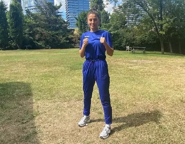 SPOR Namağlup tek Türk kadın Boksör Seren Ay Çetin'in hedefi büyük