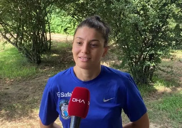 SPOR Namağlup tek Türk kadın Boksör Seren Ay Çetin'in hedefi büyük