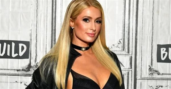 Paris Hilton'dan bomba itiraf! 17 yaşındayken cinsel istismara uğramış