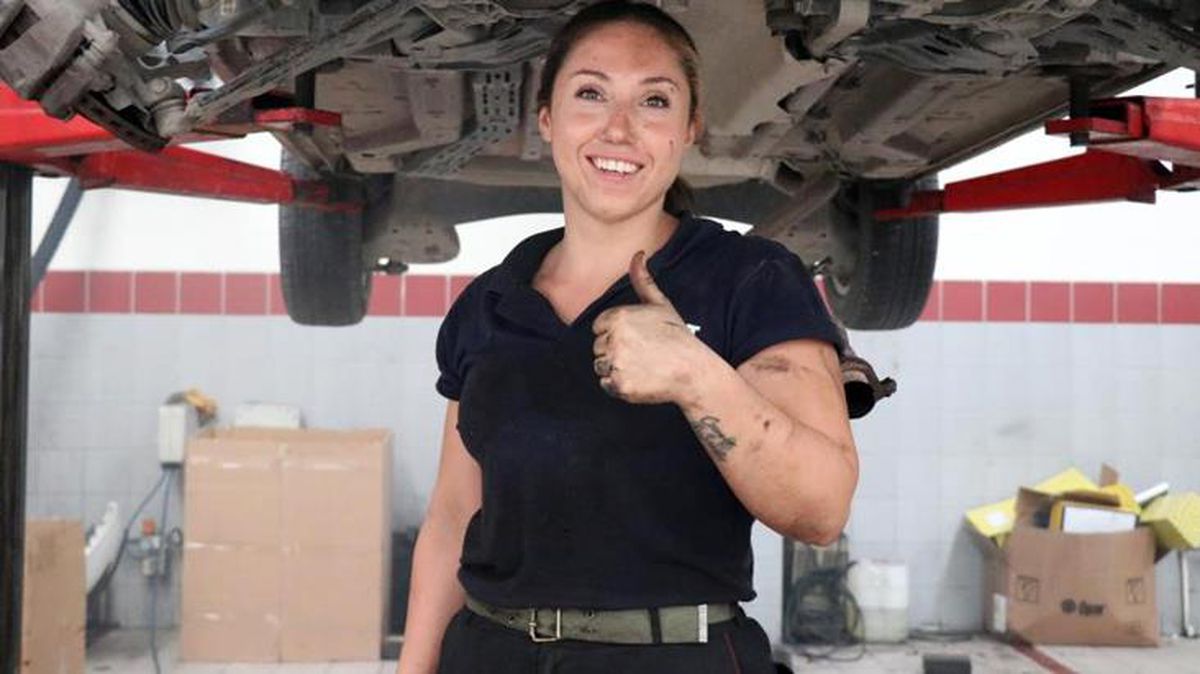 Bolu'da bu işi yapan tek kadın! 'Yapamazsın' diyenlere inat 3 yıldır ustalık yapıyor