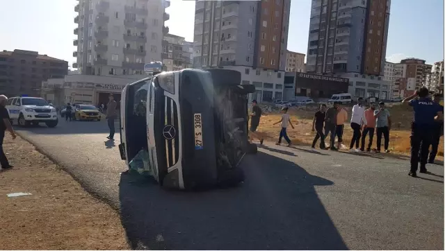 Son dakika haberi | Gaziantep'te 5 aracın karıştığı iki farklı kazada 4 kişi yaralandı