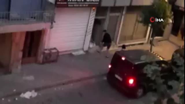 Güngören'de bakır atölyesine giren hırsızlar 200 bin TL değerinde bakır çaldı Güngören'de bakır atölyesine giren hırsızlar 200 bin TL değerinde bakır çaldı