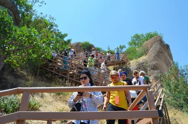 Ihlara Vadisi'nin yolları turistleri yıldırmıyor