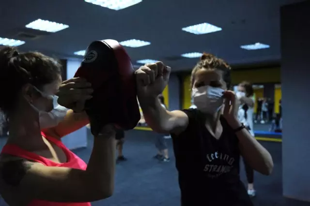 Maltepeli kadınlar şiddete karşı Krav Maga öğreniyor