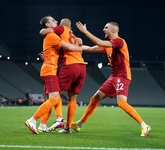 Süper Lig: Galatasaray: 1 - Hatayspor: 1 (İlk yarı)