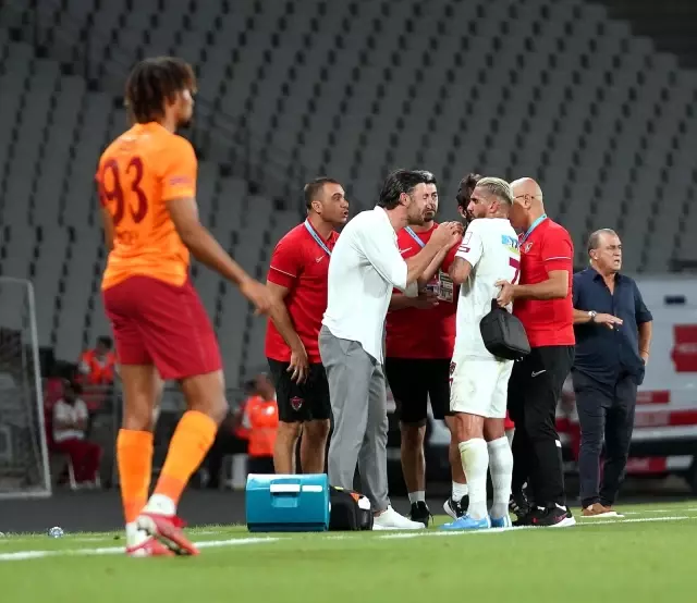 Süper Lig: Galatasaray: 1 - Hatayspor: 1 (İlk yarı)