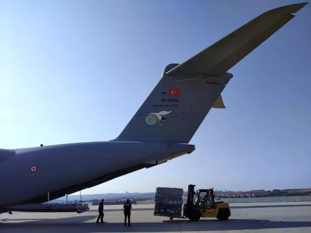 Türkiye'den deprem ile sarsılan Haiti'ye yardım eli