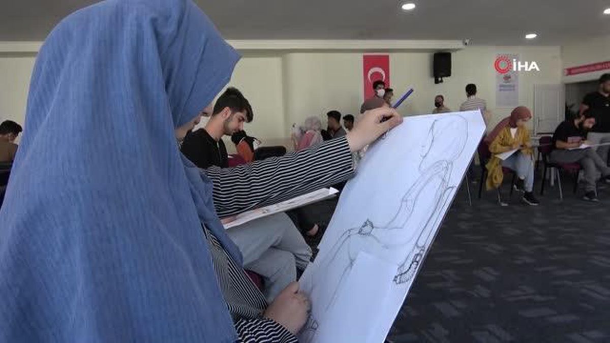 Vanlı öğrenciler yetenek sınavlarına hazırlanıyor