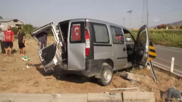 Son dakika haberleri... Sivas'ta ambulansla hafif ticari araç çarpıştı: 1 ölü, 6 yaralı