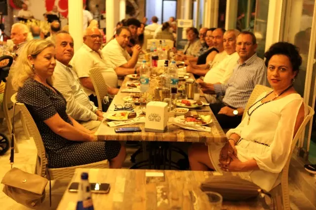 Ayvalık'ta şefkatli ellere anlamlı destek
