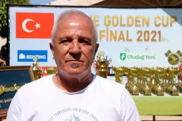 EDİRNE'DE POSTA GÜVERCİNLERİ FİNAL İÇİN UÇTU, BİRİNCİYE ALTIN KEMER VERİLDİ