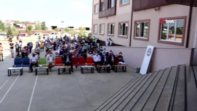 kocaeli de lise ogrencileri asilandi 3 14351067 o