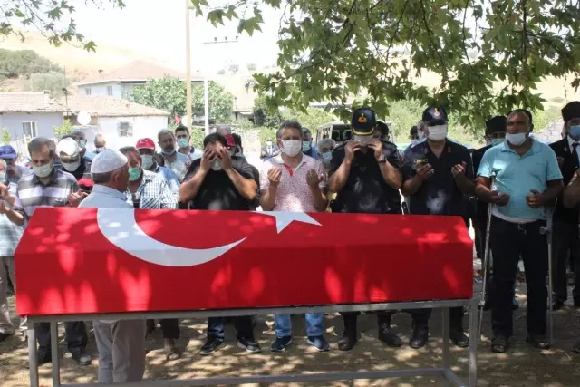 Kore gazisi Hüseyin Öztürk son yolculuğuna uğurlandı