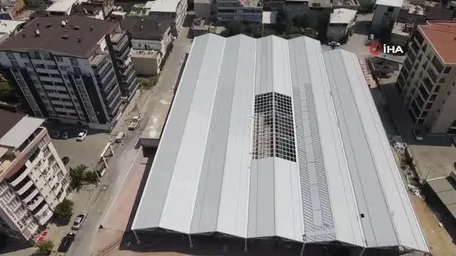 Millet Mahallesi Kapalı Pazar Alanı gün sayıyor