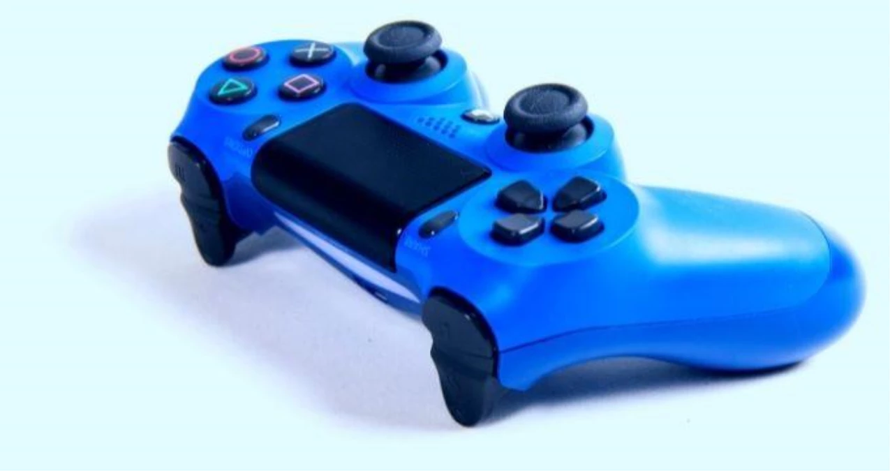 Sony, PlayStation 5'in yeni modelini piyasaya sürdü!