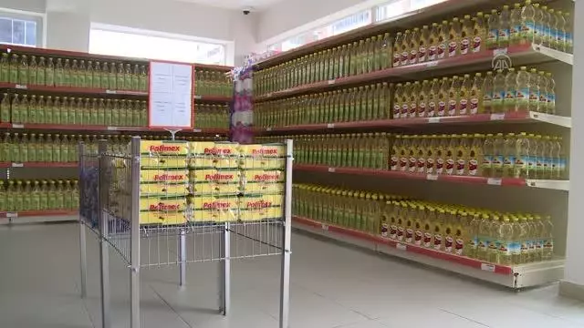 Büyükşehir Belediyesinin Sosyal Market i ihtiyaç sahiplerinin yüzünü güldürdü