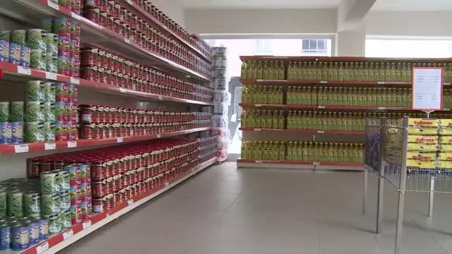 Büyükşehir Belediyesinin Sosyal Market i ihtiyaç sahiplerinin yüzünü güldürdü