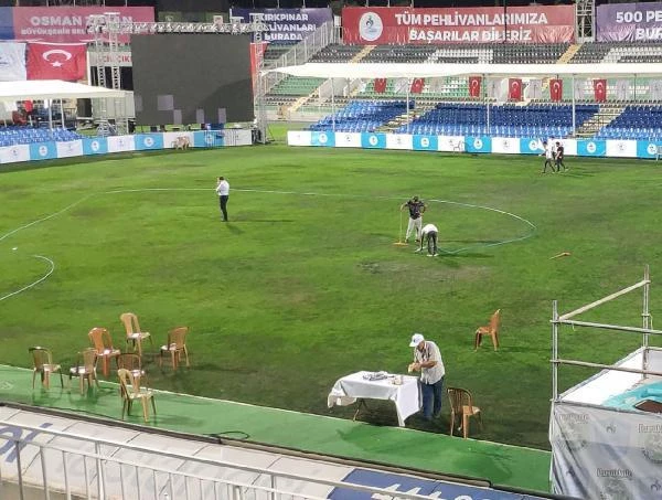 Denizli Atatürk Stadı'nın tabanı güreşlerde bozuldu, maçın oynanacağı stat değişti