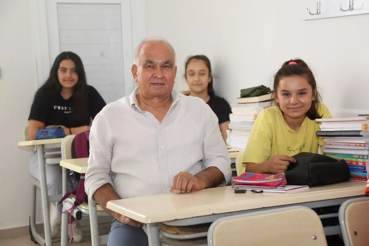 Erdemli Belediyesi'nin öğrencilere yönelik ücretsiz LGS ve YKS kursları devam ediyor