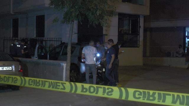 Kartal'daki cinayetler çok geçmeden aydınlandı! Annesi ve kız kardeşini öldürüp, bıçağı ellerine tutuşturmuş