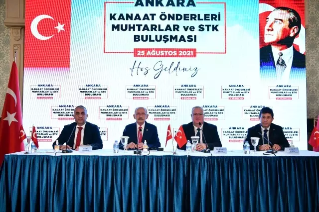 CHP Genel Başkanı Kemal Kılıçdaroğlu, muhtarlar, STK temsilcileri ve kanaat önderleri buluşmasına katıldı