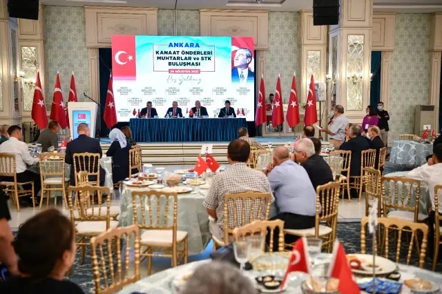 CHP Genel Başkanı Kemal Kılıçdaroğlu, muhtarlar, STK temsilcileri ve kanaat önderleri buluşmasına katıldı