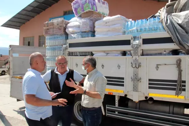 Tosya Kaymakamlığından afet bölgesine yardım