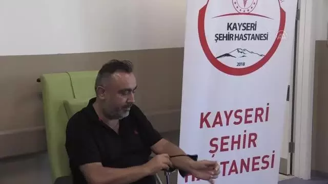 TURKOVAC aşısı, faz 3 çalışması kapsamında Erciyes Üniversitesinde gönüllülere uygulanmaya başlandı